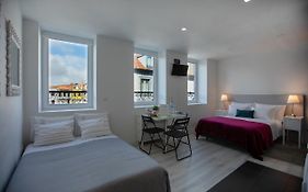 Aveiro'S Dock Apartments